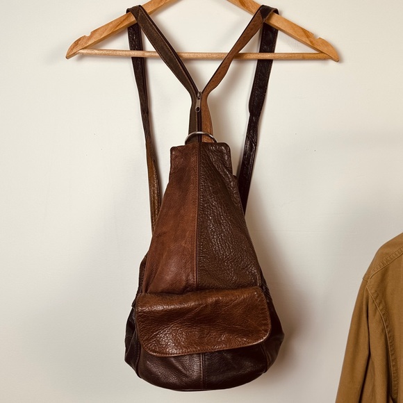 Vintage Handbags - Vintage leather two-tone backpack - made in Mexico